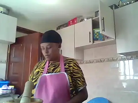 Snapshot of tight_pussy_gall chatting on October 31, 2025, 7:20 am tight pussy gall online show from October 31, 2025, 7:20 am