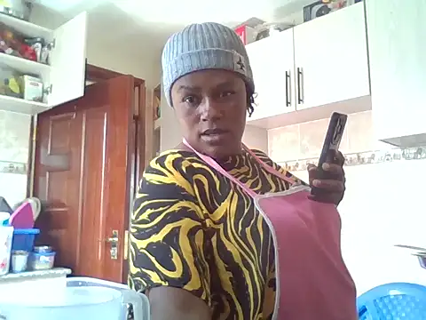 Snapshot of tight_pussy_gall chatting on November 10, 2025, 6:34 am tight pussy gall online show from November 10, 2025, 6:34 am