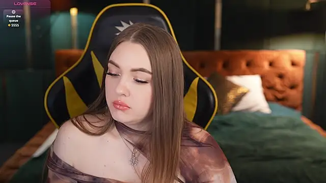 Grace Fantasy online show from March 25, 2026, 11:11 pm