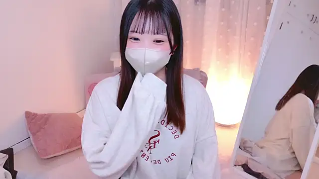 Snapshot of HONO_cha chatting on December 10, 2024, 11:11 am HONO cha online show from December 10, 2024, 11:11 am