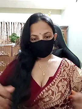 Payel-Sen online show from June 2, 2026, 6:32 pm