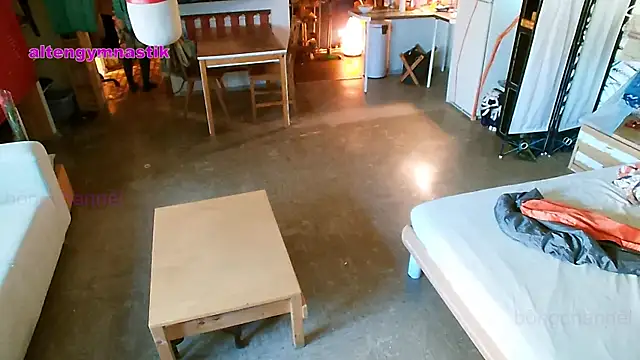 BongChannel online show from February 3, 2025, 2:02 pm