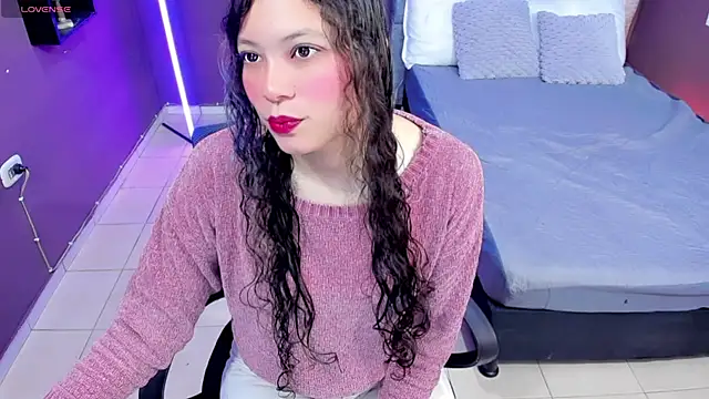 Snapshot of Lana_stone_ chatting on December 6, 2024, 3:19 am Lana stone online show from December 6, 2024, 3:19 am