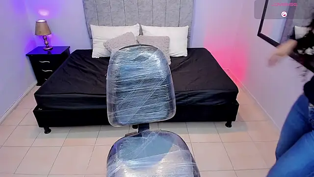 Snapshot of Lana_stone_ chatting on March 2, 2025, 3:24 am Lana stone online show from March 2, 2025, 3:24 am