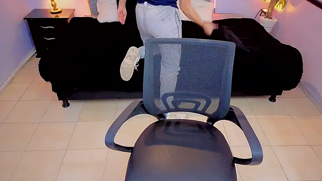 Snapshot of Lana_stone_ chatting on October 30, 2025, 3:30 am Lana stone online show from October 30, 2025, 3:30 am