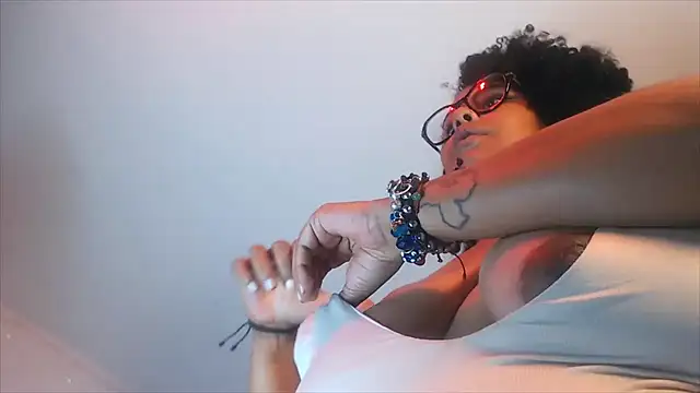 ebony Exotica online show from December 14, 2024, 12:01 am