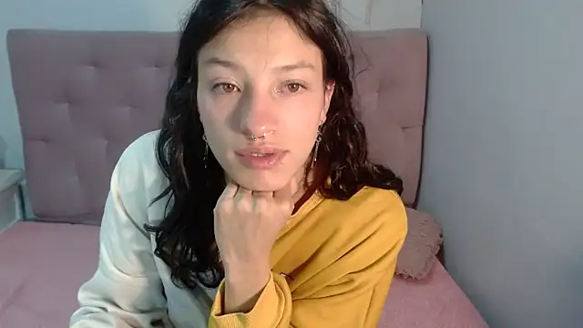 Emma-Wilson online show from March 15, 2025, 3:06 pm