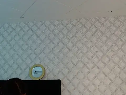 Snapshot of Emma-Wilson chatting on February 6, 2026, 5:45 am Emma-Wilson online show from February 6, 2026, 5:45 am