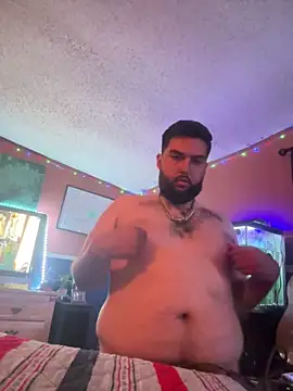 bigdickgio6923 online show from April 13, 2026, 1:00 am