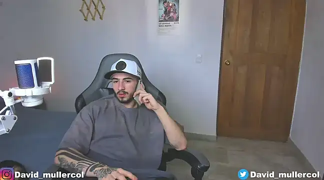 Snapshot of David_Brown18 chatting on January 12, 2025, 9:08 pm David Brown18 online show from January 12, 2025, 9:08 pm