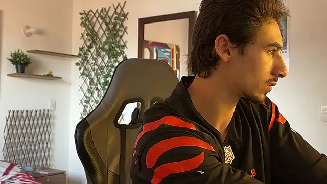 David Brown18 online show from February 9, 2026, 5:17 pm