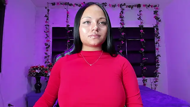 Snapshot of sweelanna__ chatting on February 3, 2026, 1:37 am sweelanna online show from February 3, 2026, 1:37 am