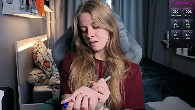 candy maggie online show from February 13, 2025, 12:54 pm