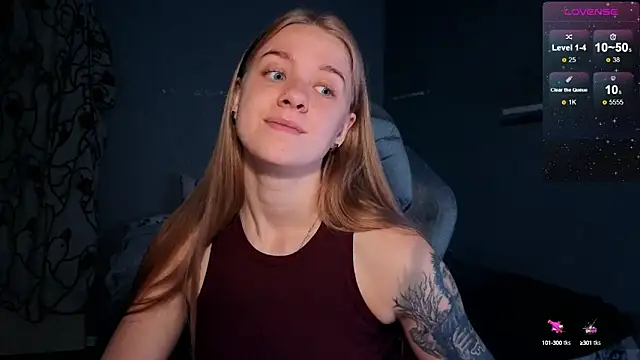 candy maggie online show from October 10, 2025, 4:39 pm