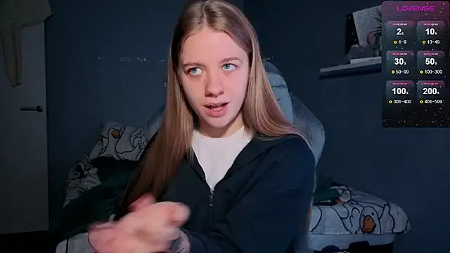 candy maggie online show from October 22, 2025, 2:28 pm