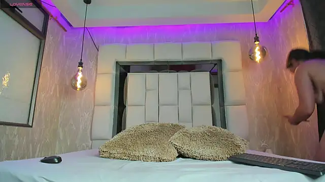 Snapshot of summer_lee_ chatting on March 1, 2025, 6:32 pm summer lee online show from March 1, 2025, 6:32 pm