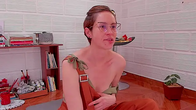 Snapshot of cuddlingbunny chatting on January 18, 2025, 3:59 pm cuddlingbunny online show from January 18, 2025, 3:59 pm