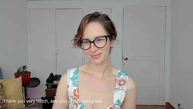 Snapshot of cuddlingbunny chatting on October 22, 2025, 3:56 pm cuddlingbunny online show from October 22, 2025, 3:56 pm