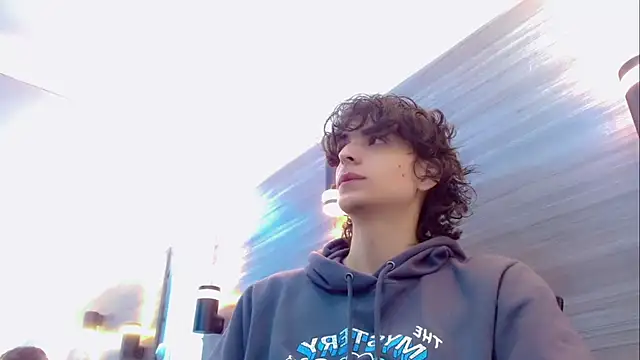 Sr BonnyEthan online show from March 28, 2026, 12:49 pm