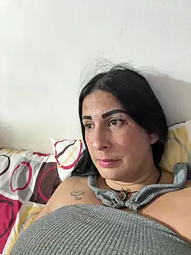 Angelicvill online show from May 17, 2026, 1:47 am