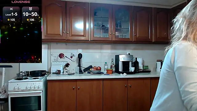 Snapshot of JennaDeluxe chatting on January 16, 2026, 7:45 am JennaDeluxe online show from January 16, 2026, 7:45 am