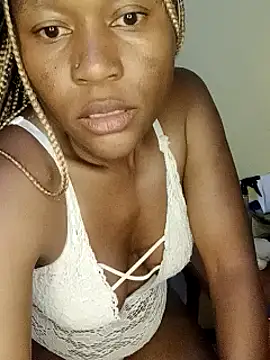 Snapshot of Mayah19 chatting on February 25, 2025, 5:04 pm Mayah19 online show from February 25, 2025, 5:04 pm