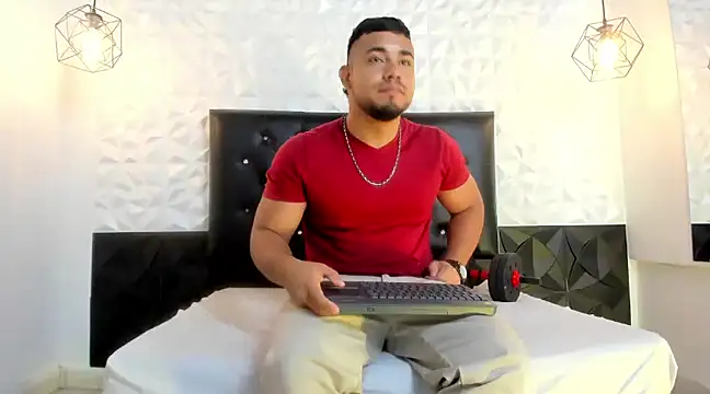 BrianMalonee online show from March 12, 2025, 12:57 pm