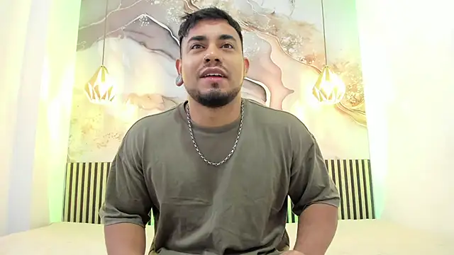 BrianMalonee online show from February 4, 2026, 11:49 am