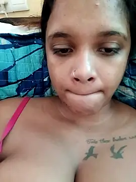 Indianqueen03 online show from April 7, 2026, 12:49 pm