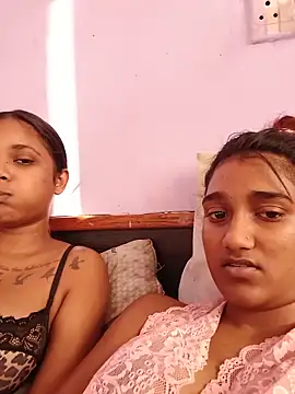 Snapshot of Indianqueen03 chatting on June 14, 2026, 1:13 pm Indianqueen03 online show from June 14, 2026, 1:13 pm