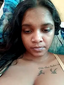 Snapshot of Indianqueen03 chatting on June 17, 2026, 11:01 am Indianqueen03 online show from June 17, 2026, 11:01 am