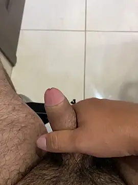 leocardenaz online show from April 10, 2026, 10:58 pm