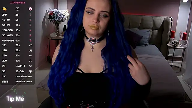 Miss Maya Mils online show from November 7, 2025, 1:05 am