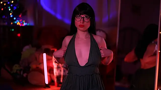 SweetyKitty18 online show from April 16, 2026, 3:24 pm