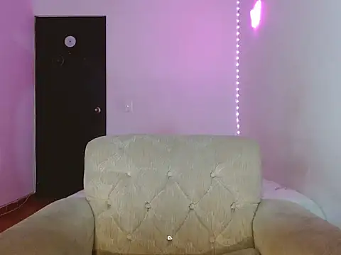 lucydreamm online show from January 17, 2026, 12:59 am