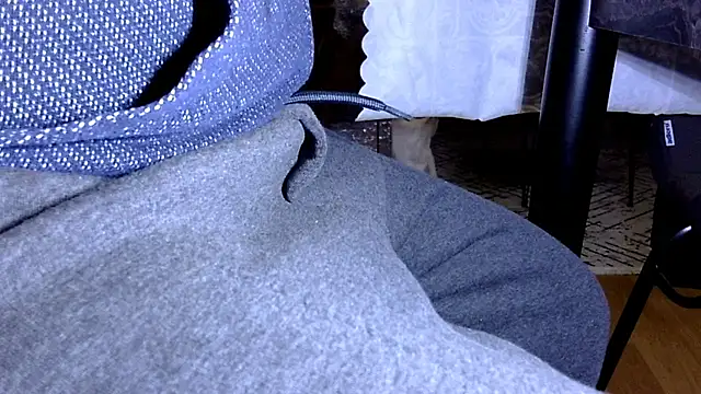 Snapshot of by-panic chatting on January 1, 2025, 8:15 pm by-panic online show from January 1, 2025, 8:15 pm