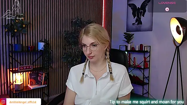 Amitiel Angel online show from March 5, 2025, 7:49 pm