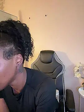 magicalc00ch online show from February 14, 2025, 4:09 pm