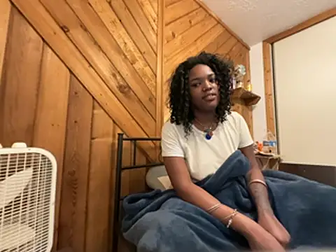 magicalc00ch online show from June 6, 2026, 7:46 am