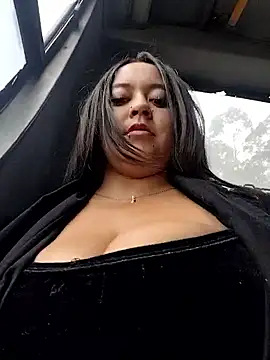 Cristal  04 online show from November 24, 2025, 6:40 pm