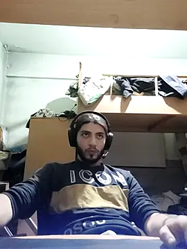 Snapshot of kleineid77 chatting on November 19, 2025, 5:46 pm kleineid77 online show from November 19, 2025, 5:46 pm