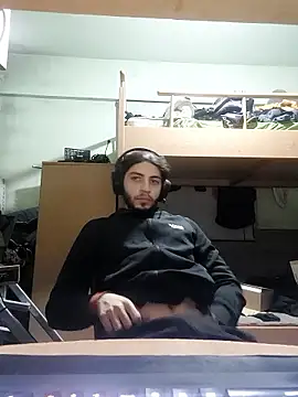 Snapshot of kleineid77 chatting on January 10, 2026, 4:53 pm kleineid77 online show from January 10, 2026, 4:53 pm