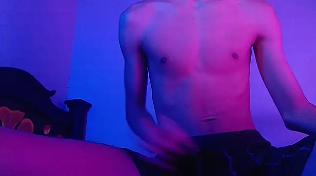 isaaclatino online show from January 22, 2025, 7:46 am