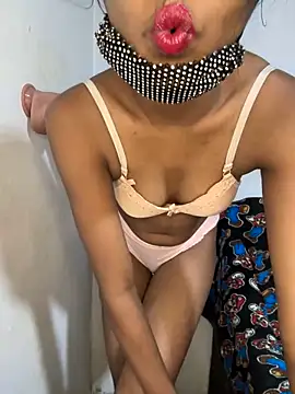 Little  Zara online show from January 3, 2025, 6:14 pm