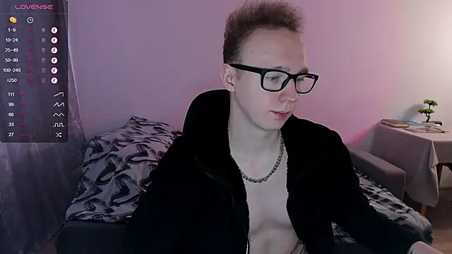 Alex silents online show from January 30, 2025, 11:11 am