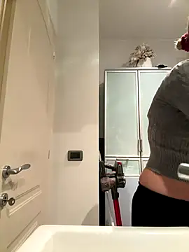 casalinga88 online show from November 19, 2025, 7:47 pm