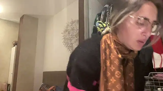 casalinga88 online show from December 15, 2025, 6:45 pm