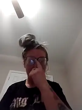 Snapshot of xWhoreAbleX_Pika chatting on November 1, 2025, 3:14 pm xWhoreAbleX Pika online show from November 1, 2025, 3:14 pm