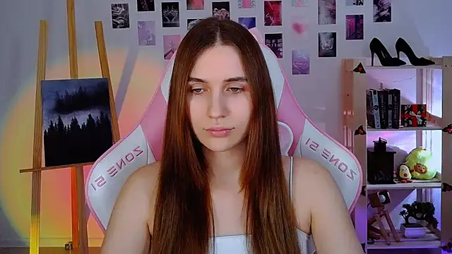 Snapshot of AliceCharmy chatting on January 4, 2025, 2:14 pm AliceCharmy online show from January 4, 2025, 2:14 pm