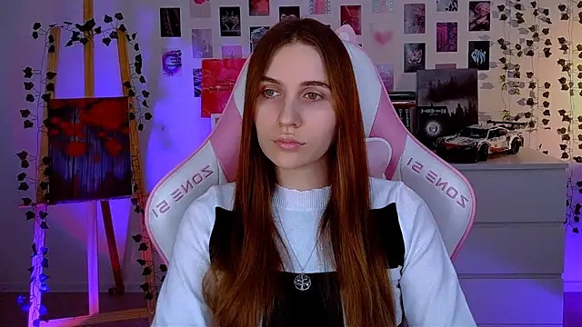 Snapshot of AliceCharmy chatting on March 7, 2025, 3:28 pm AliceCharmy online show from March 7, 2025, 3:28 pm